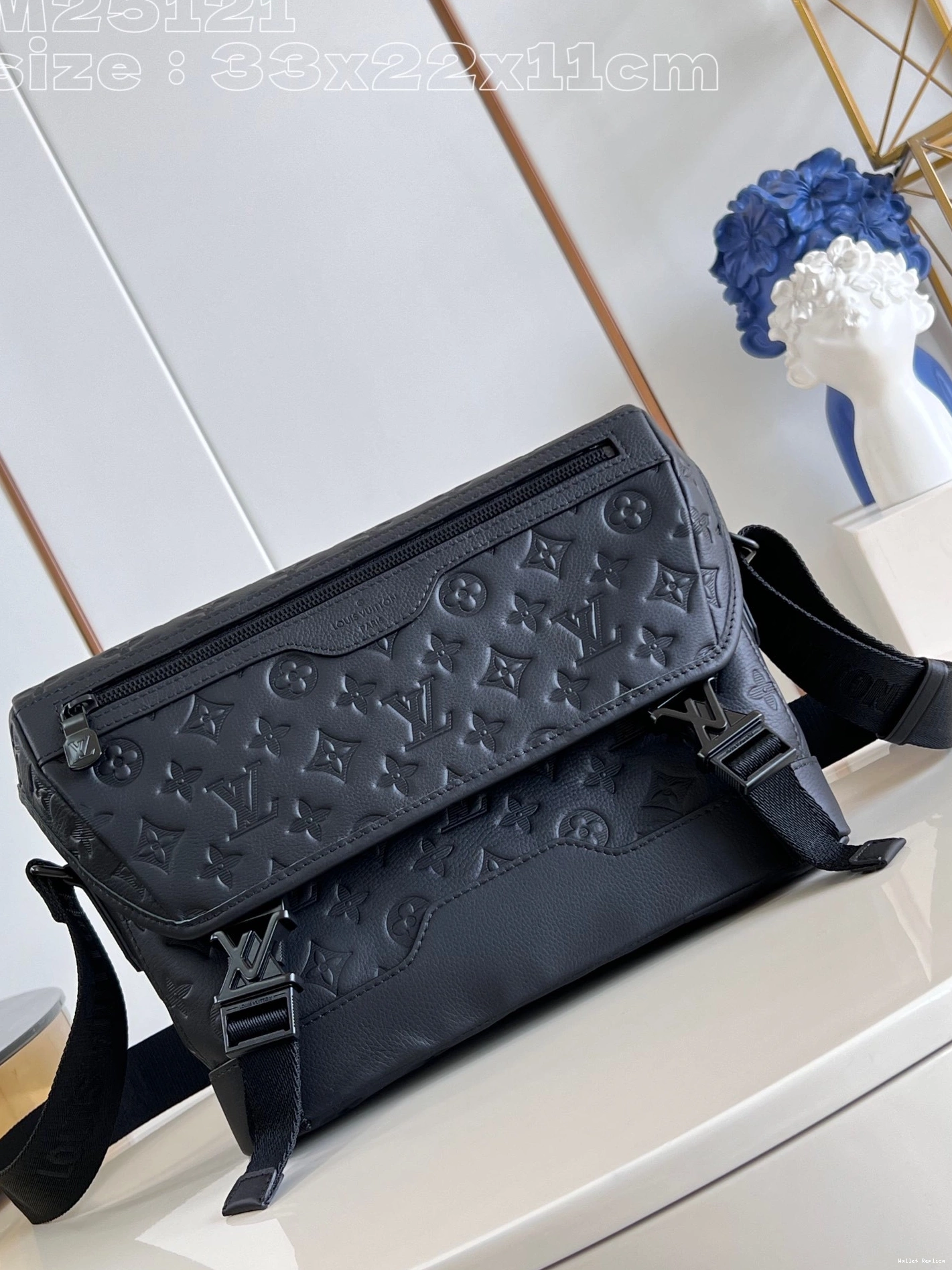 Affordable LOUIS Voyager PM-33*22.5*11CM VUITTON Messenger 0802